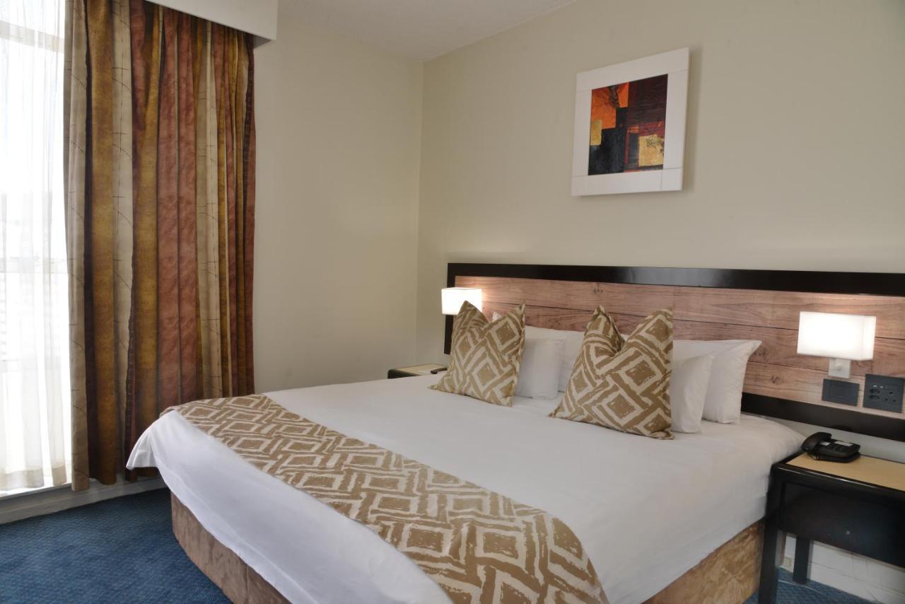 The Parktonian All Suite Hotel Йоханесбург Екстериор снимка