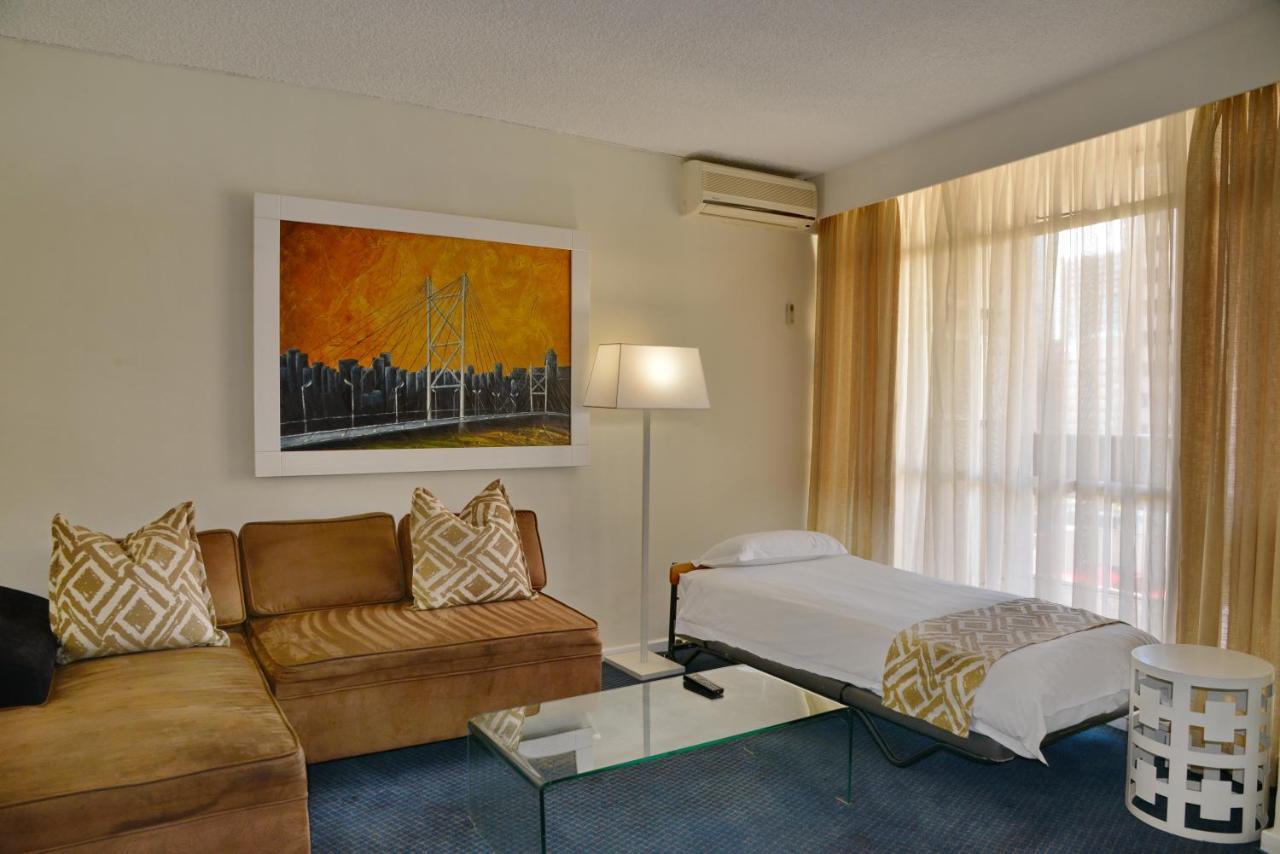 The Parktonian All Suite Hotel Йоханесбург Екстериор снимка