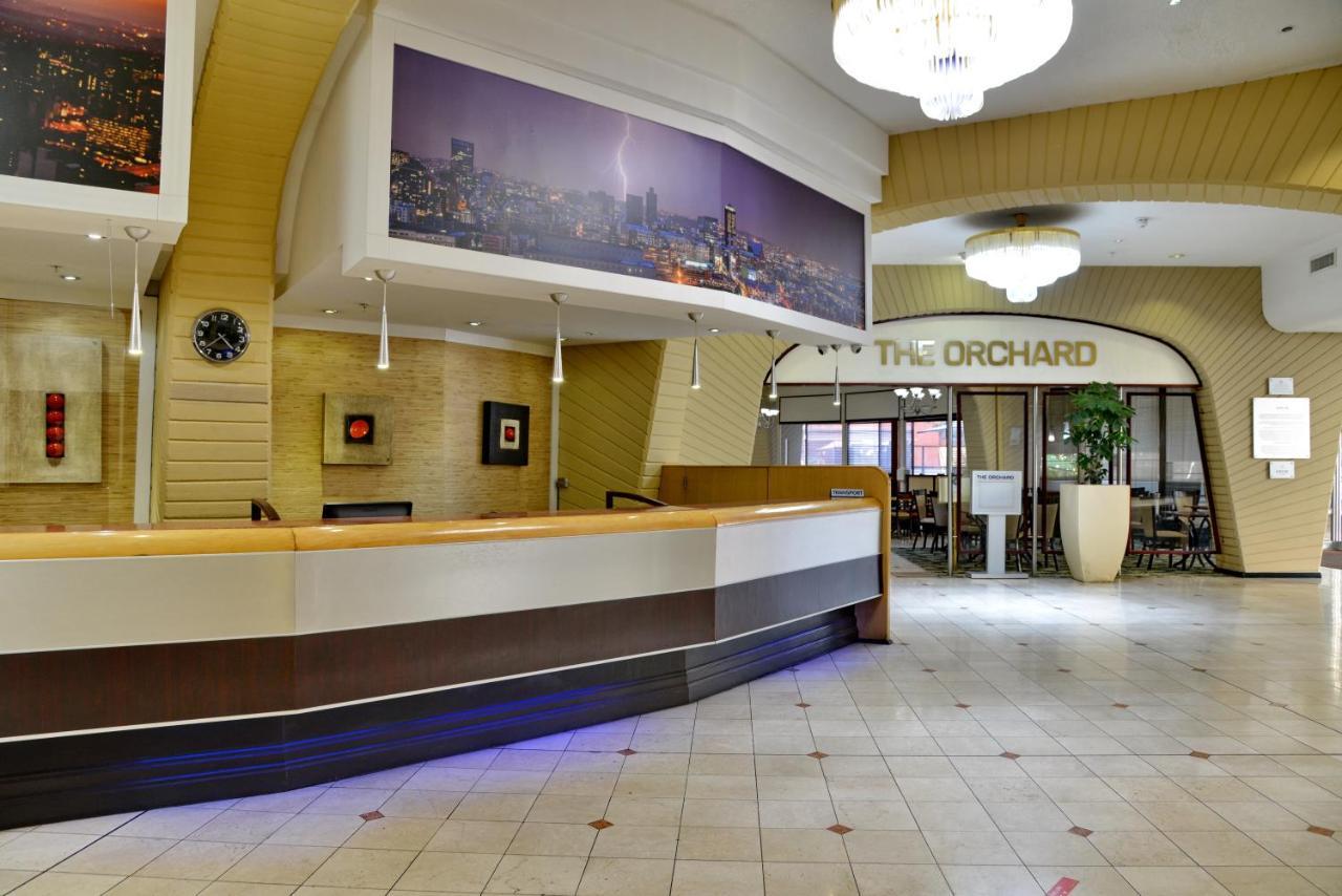 The Parktonian All Suite Hotel Йоханесбург Екстериор снимка